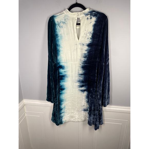 Chaser, Size Large, Blue & White Ombre Crushed Velvet Dress, Silk Blend, Boho - Picture 4 of 6